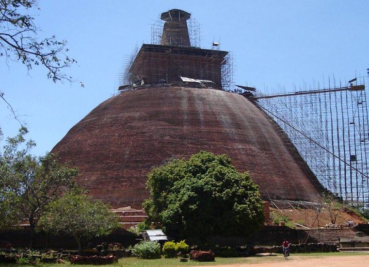 Jetavanarama Dagoba in Anuradhapura